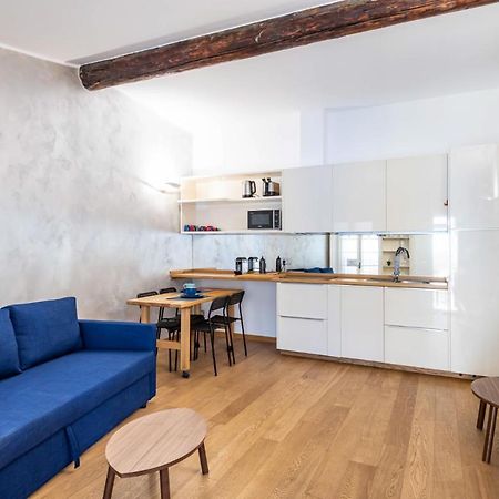 Easylife - Romantico Appartamento Sulla Darsena Milan Luaran gambar