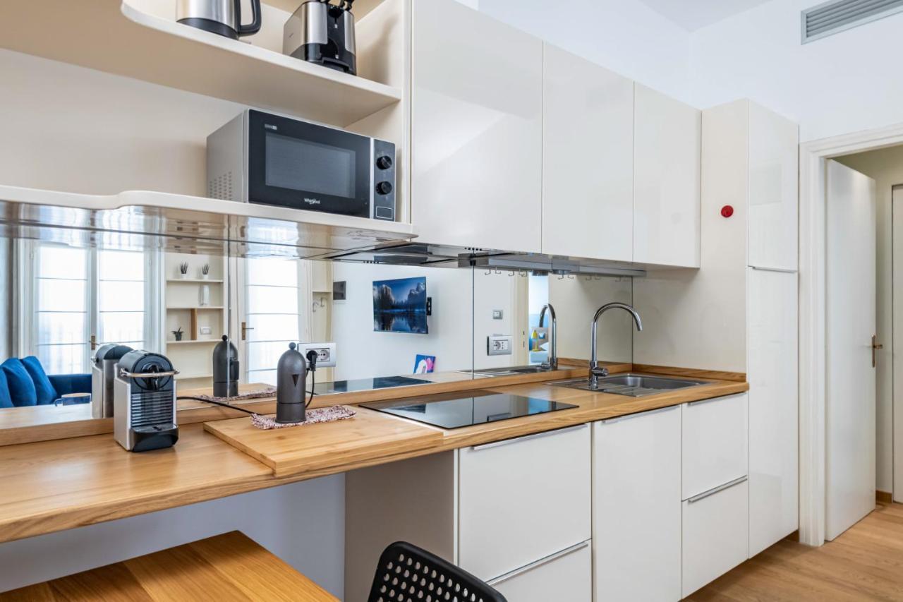 Easylife - Romantico Appartamento Sulla Darsena Milan Luaran gambar